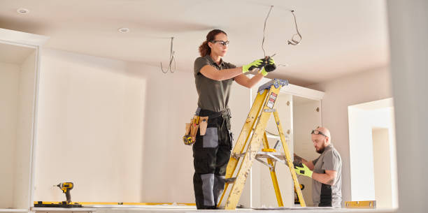 Best Commercial Electrician Services  in Fruitville, FL